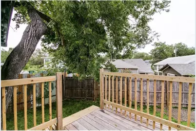126 Neches, Dallas, TX 75208 - Photo 18
