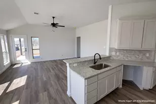 1537 Dresser St, Graham, TX 76450 - Photo 2