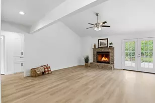 300 Hidden Valley Dr, Aledo, TX 76008 - Photo 6