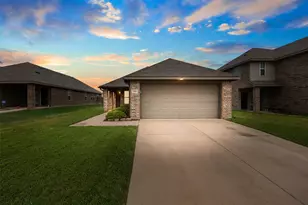 1508 Blue Jay, Ennis, TX 75119 - Photo 1