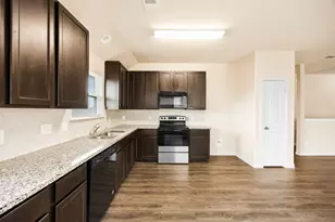 1508 Blue Jay, Ennis, TX 75119 - Photo 10