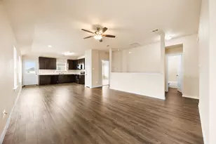 1508 Blue Jay, Ennis, TX 75119 - Photo 6