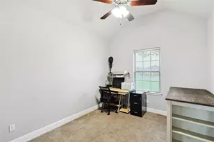 342 W Huffman St, Krum, TX 76249 - Photo 10