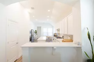 3918 Southbend Ct, Denison, TX 75020 - Photo 4