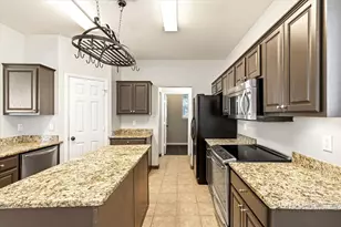 1036 Elm Dr, Providence Village, TX 76227 - Photo 12