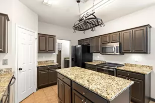 1036 Elm Dr, Providence Village, TX 76227 - Photo 10