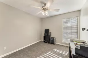 1813 Frosted Hill Dr, Carrollton, TX 75010 - Photo 16