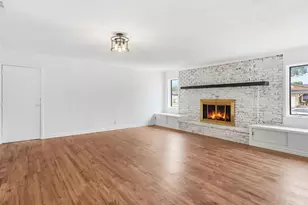 1112 Noble Ave, Carrollton, TX 75006 - Photo 4