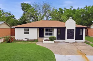 1112 Noble Ave, Carrollton, TX 75006 - Photo 2