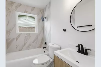 1112 Noble Avenue, Carrollton, TX 75006 - Photo 20