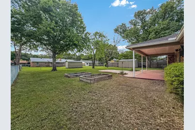 220 Cooper Drive, Hurst, TX 76053 - Photo 26