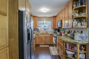 802 Crest Oak Ct, Arlington, TX 76012 - Photo 8