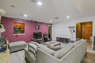 802 Crest Oak Ct, Arlington, TX 76012 - Photo 6