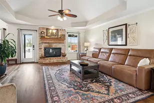 199 Newfield Ln, Springtown, TX 76082 - Photo 10