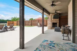 199 Newfield Ln, Springtown, TX 76082 - Photo 30