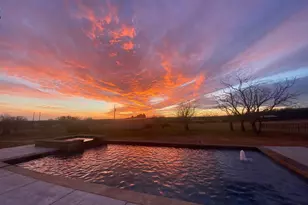 199 Newfield Ln, Springtown, TX 76082 - Photo 2