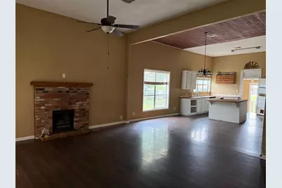 280 W 4th Street, Crawford, TX 76638 - Photo 2