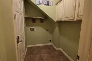 2716 Park Pl, Burleson, TX 76028 - Photo 14