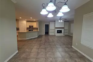 2716 Park Pl, Burleson, TX 76028 - Photo 6