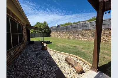 2716 Park Place, Burleson, TX 76028 - Photo 30