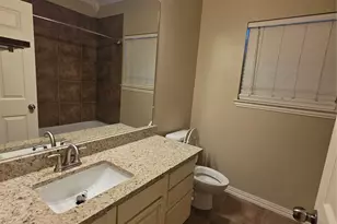 2716 Park Pl, Burleson, TX 76028 - Photo 8