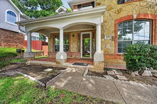 656 Links View Ct, Grand Prairie, TX 75052 - Photo 4