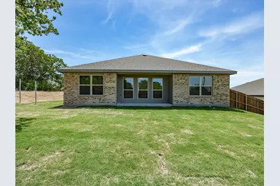1541 Dresser Street, Graham, TX 76450 - Photo 28