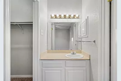 3641 W Northgate Drive #105, Irving, TX 75062 - Photo 16