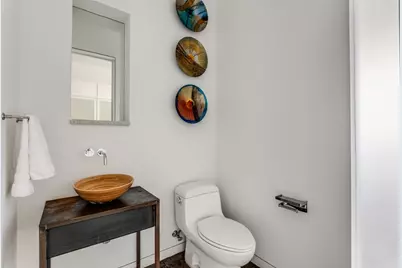 2430 Victory Park Lane #2206, Dallas, TX 75219 - Photo 22