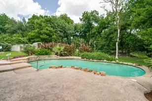 241 Southview Dr, Hudson Oaks, TX 76087 - Photo 1
