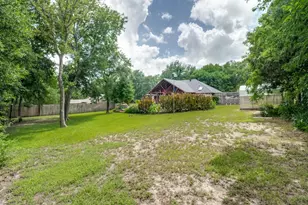 241 Southview Dr, Hudson Oaks, TX 76087 - Photo 24