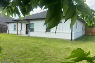 317 Lakeview Dr, Alvarado, TX 76009 - Photo 32