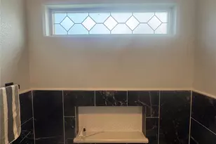 317 Lakeview Dr, Alvarado, TX 76009 - Photo 18