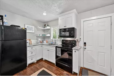 4221 Lisbon Street, Fort Worth, TX 76107 - Photo 8