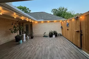 1305 Stonecreek Ct, Garland, TX 75043 - Photo 18