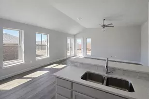 1529 Dresser St, Graham, TX 76450 - Photo 2