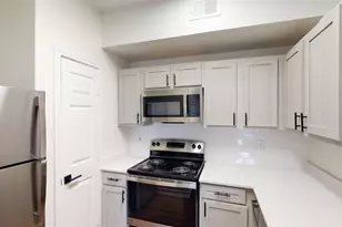 1600 N 9th St, Midlothian, TX 76065 - Photo 2