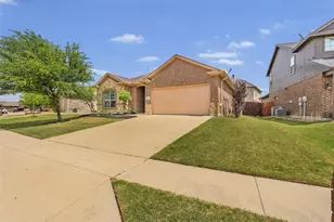 11032 Erinmoor Trail, Fort Worth, TX 76052 - Photo 2