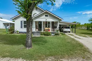 2414 E Ennis Ave, Ennis, TX 75119 - Photo 2
