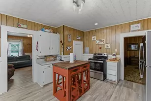 2414 E Ennis Ave, Ennis, TX 75119 - Photo 12