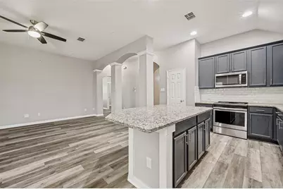 220 Parakeet Drive, Little Elm, TX 75068 - Photo 10