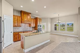 188 Owen Cir, Weatherford, TX 76087 - Photo 12