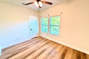 1720 Lloyd Ave, Fort Worth, TX 76105 - Photo 16