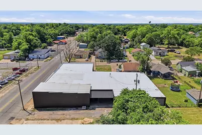613 S Armstrong Avenue, Denison, TX 75020 - Photo 30