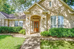 704 Red Oak, Crowley, TX 76036 - Photo 2