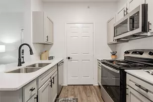 1600 N 9th St, Midlothian, TX 76065 - Photo 4