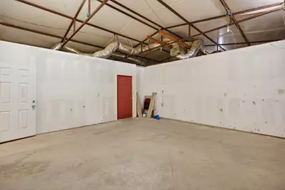 721 Comanche Cove Drive, Granbury, TX 76048 - Photo 26