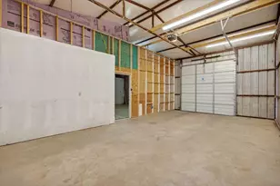 721 Comanche Cove Dr, Granbury, TX 76048 - Photo 28