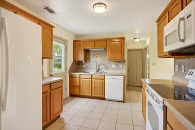 721 Comanche Cove Drive, Granbury, TX 76048 - Photo 16