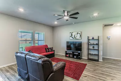 7017 Canadian Drive, China Spring, TX 76633 - Photo 4